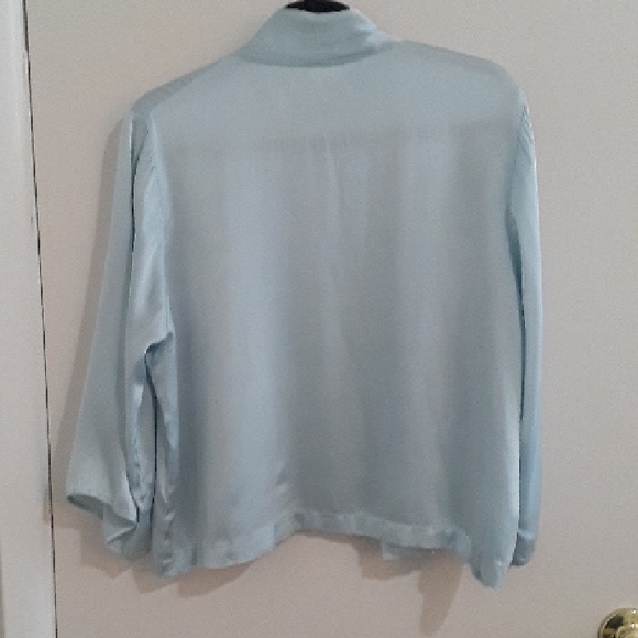 Winter Silks Soft Blue Open Blouse, So cute over camisole, Flowy, M - Picture 6 of 10